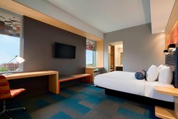  - Aloft Hotel Downtown Columbia