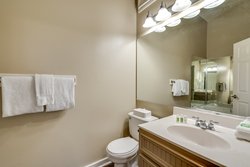  - Holiday Inn Club Vacations Piney Shores Resort Conroe