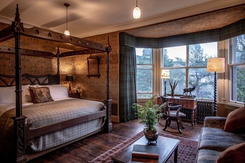 THE FIFE ARMS HOTEL - Photo 18