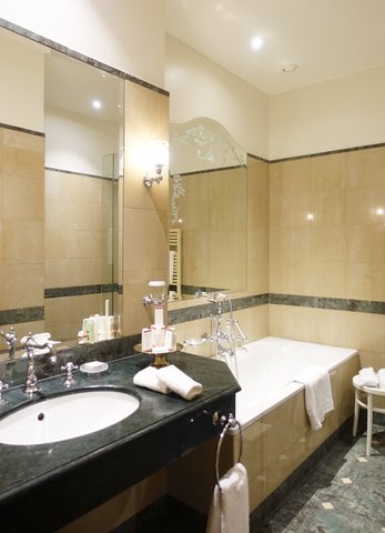 BEAU-RIVAGE  GENEVA - Photo 81