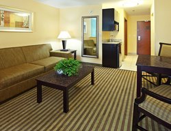  - Holiday Inn Express & Suites Carthage