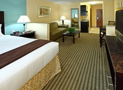  - Holiday Inn Express & Suites Carthage