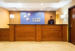  - Holiday Inn Express & Suites Lansing - I-80 & I-94, Exit 161