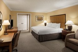  - Crowne Plaza Hotel Airport Louisville - I-65, Exit 131B