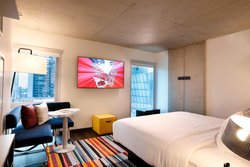  - Aloft Hotel Magnificent Mile Chicago
