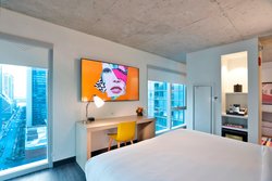  - Aloft Hotel Magnificent Mile Chicago