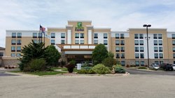  - Holiday Inn Express Janesville - I-39 & I-90, Exit 171B
