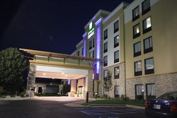  - Holiday Inn Express Janesville - I-39 & I-90, Exit 171B