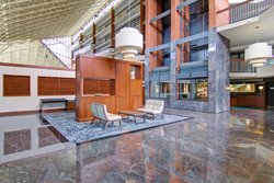  - Holiday Inn Oakville Centre