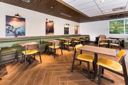  - Fairfield Inn & Suites by Marriott Crestview - I-10, Exit 56