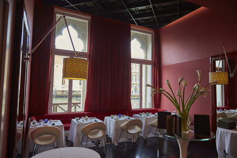 SINA CENTURION PALACE - Photo 17