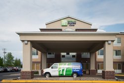  - Holiday Inn Express & Suites Chanhassen
