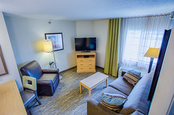  - Candlewood Suites University Area Fargo