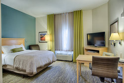  - Candlewood Suites University Area Fargo