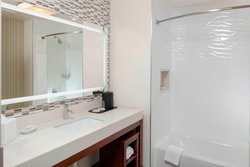  - Courtyard by Marriott Deland - I-4, Exit 114