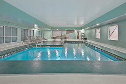  - Holiday Inn Express & Suites New Cumberland - I-83, Exit 40A