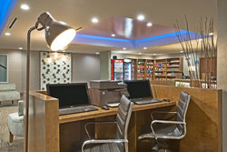  - Holiday Inn Express & Suites New Cumberland - I-83, Exit 40A