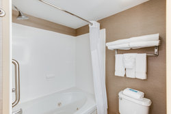  - Holiday Inn Express & Suites Bethlehem - I-78, Exit 67