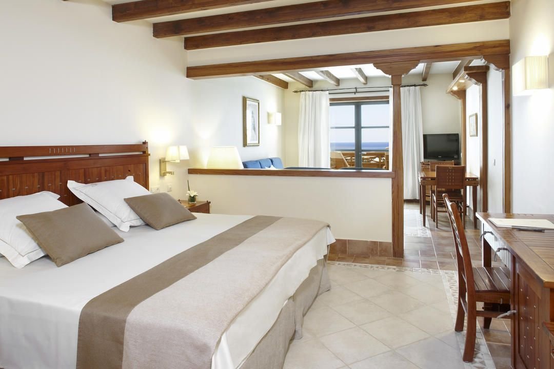 PRINCESA YAIZA SUITE HOTEL RESORT-guestroom-Junior Suite Sea View.jpg