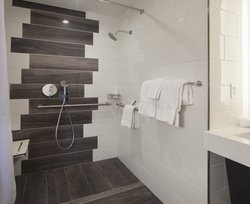  - Hotel Indigo Midtown Atlanta - I-75 & I-85, Exit 249D