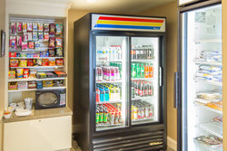  - Holiday Inn Express Auburn - I-290, Exit 12