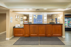  - Holiday Inn Express Auburn - I-290, Exit 12