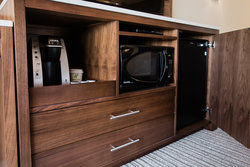  - Holiday Inn & Suites Conference Centre South Calgary