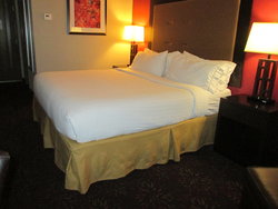  - Holiday Inn Express Cloverdale - I-70, Exit 41