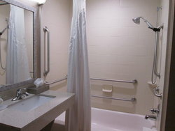  - Holiday Inn Express Cloverdale - I-70, Exit 41