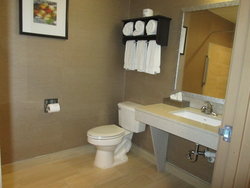  - Holiday Inn Express Cloverdale - I-70, Exit 41