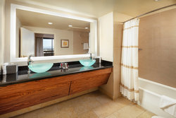  - Marriott Hotel San Diego La Jolla - I-5, Exits 28 & 28B
