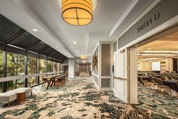  - Marriott Hotel San Diego La Jolla - I-5, Exits 28 & 28B