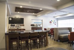  - Holiday Inn Express & Suites Alexandria - I-49, Exit 86