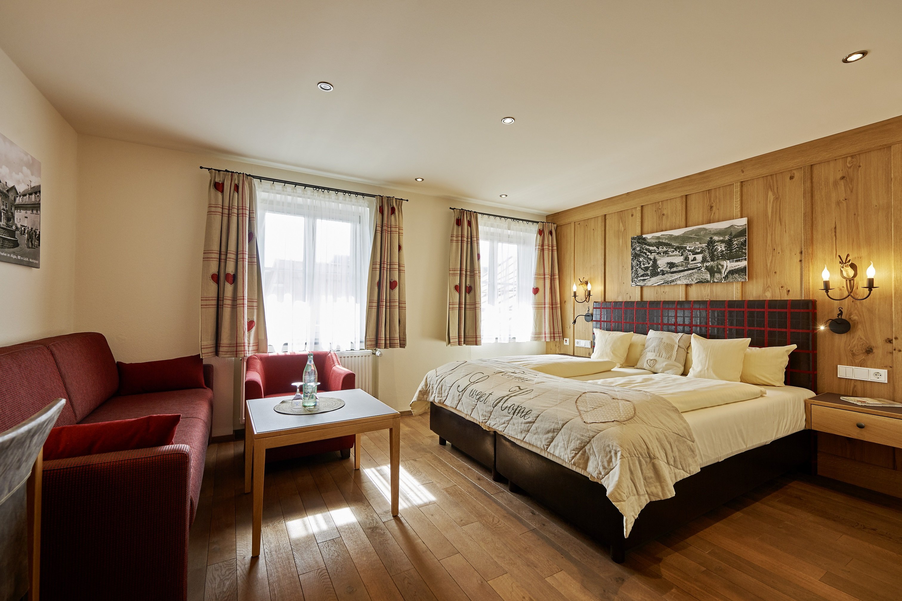 Hotel Adler-guestroom-Room1.jpg