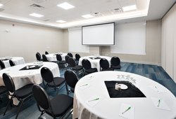 - Holiday Inn Express North Red Deer