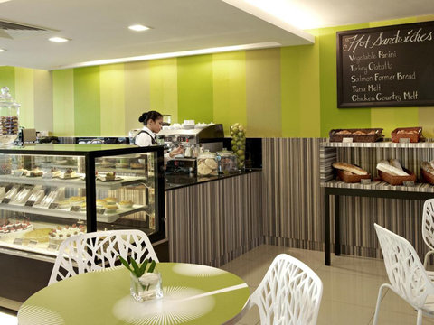 Coffee Shop