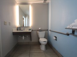  - Holiday Inn Express & Suites CSU - I-26, Exit 205B