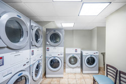  - Staybridge Suites Poplar East Memphis