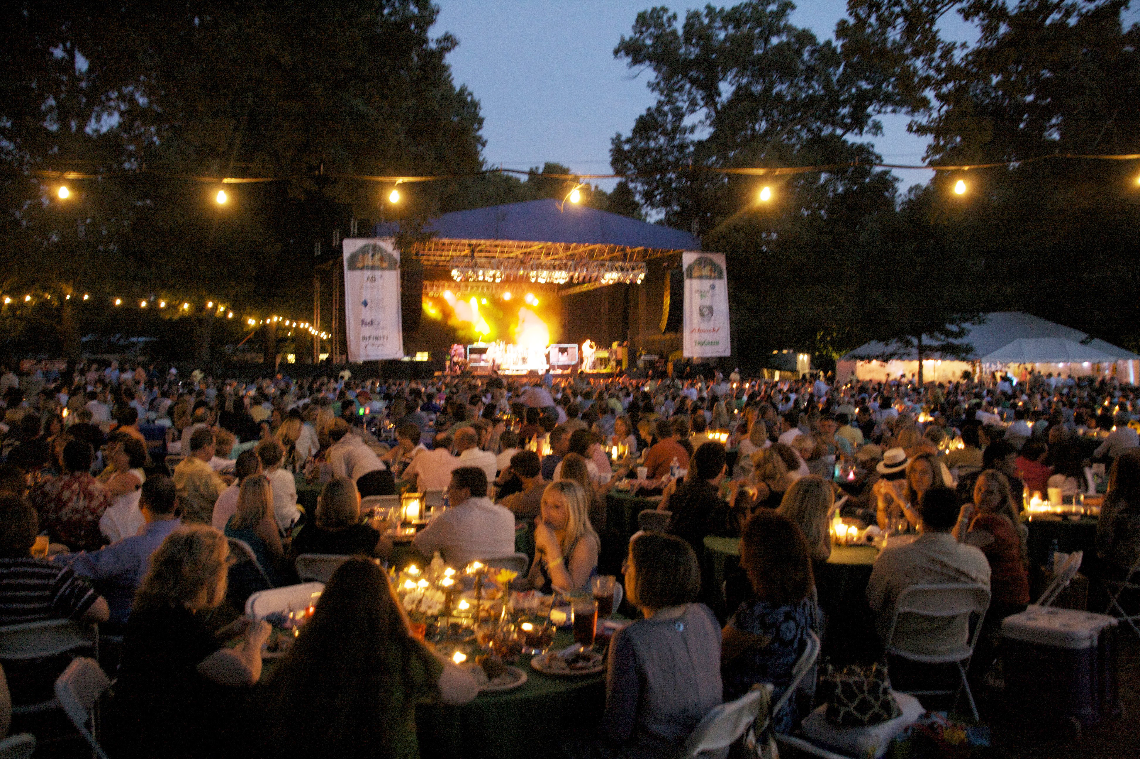 Attend an outdoor concert at the Botanical Gardens.