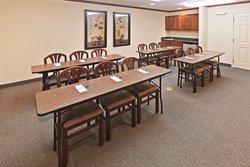  - Candlewood Suites Wichita Falls - I-44, Exit 2