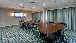  - Holiday Inn Express Springfield - I-95 & I-495, Exit 169