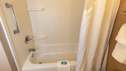  - Holiday Inn Express & Suites Irondale - I-20, Exit 133