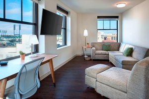 detroit hotel element downtown