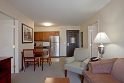  - Staybridge Suites Palmdale - CA 14, Exit 35