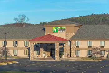 Holiday Inn Express & Suites Cooperstown