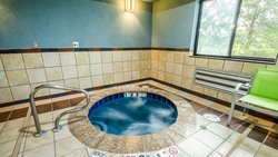  - Holiday Inn Express & Suites South Olathe - I-35, Exit 215