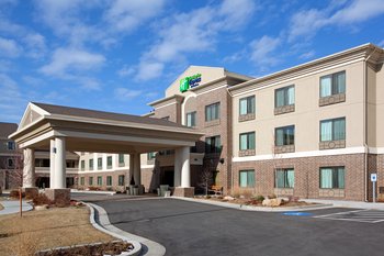 Holiday Inn at the Campus