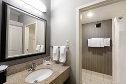  - Courtyard by Marriott Hotel Bedford