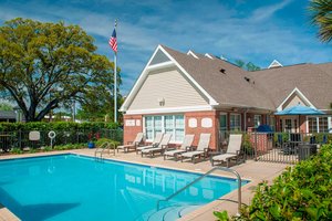 pensacola marriott residence inn downtown