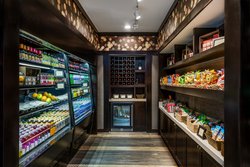  - Crowne Plaza Hotel Annapolis